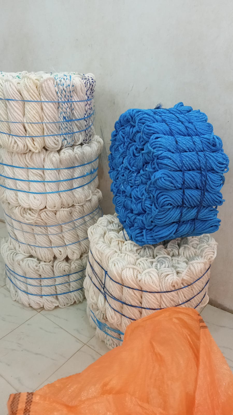 White Twisted Nylon Rope (Bundles)